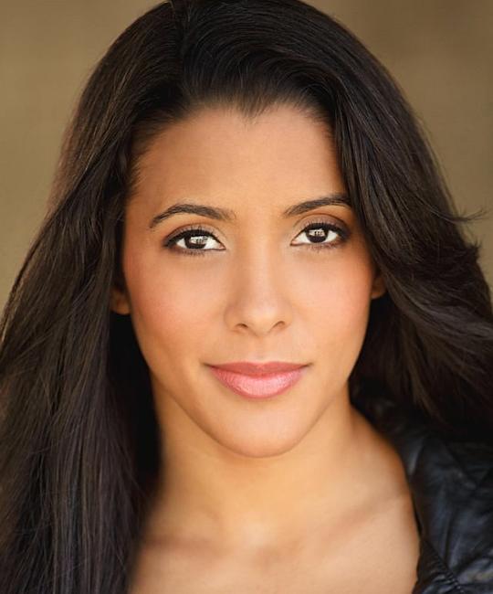 多丽丝·莫尔加多 Doris Morgado