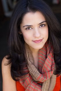 佐伊·霍尔 Zoë Hall