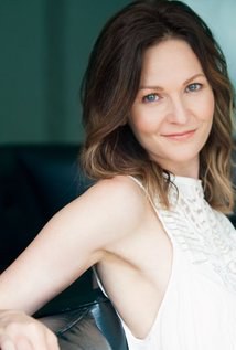 坦娅·哈伯德 Tanya Hubbard