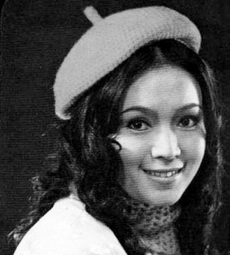 林月云 Yueh Yun Lin