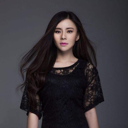 杨玥 Yue Yang