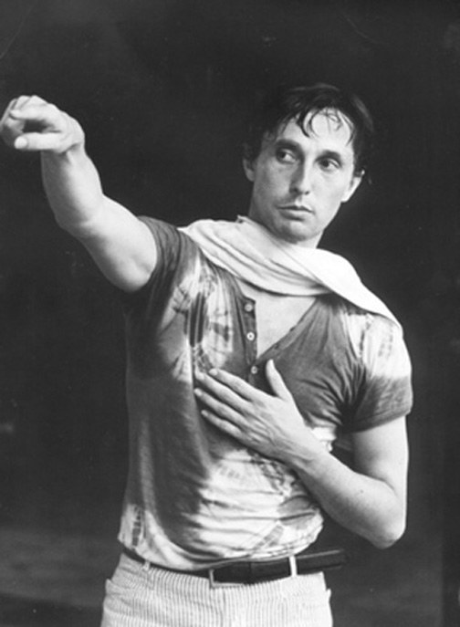 Henning Kronstam Henning Kronstam