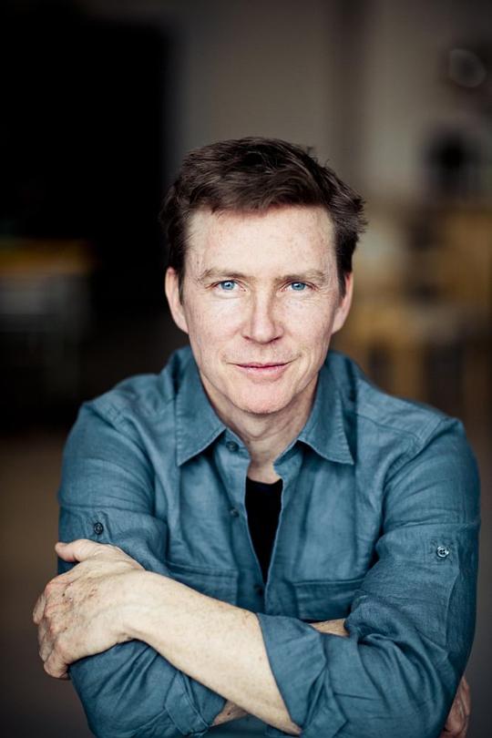 朱利安·凯西 Julian Casey