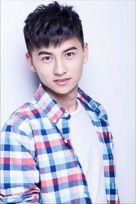 桑驯华 Xunhua Sang
