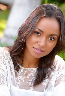 道恩·雷文 Dawn Raven