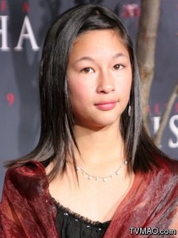 祖儿·魏泽鲍姆 Zoe Weizenbaum