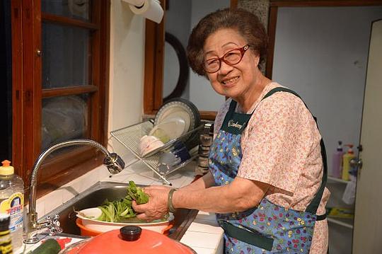 周杨英 Yang Ying Chou