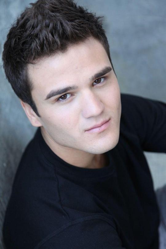 布莱特·罗尔 Bret Loehr