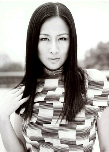 王丝菲 Sifei Wang