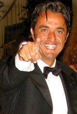 朱利叶斯·贝斯 Giulio Base