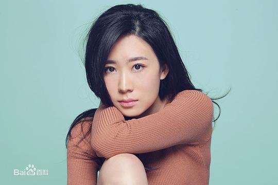 黄靖芯 Jingxin Huang