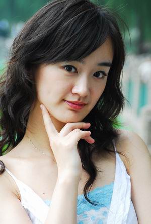 彭蓝 Lan Peng