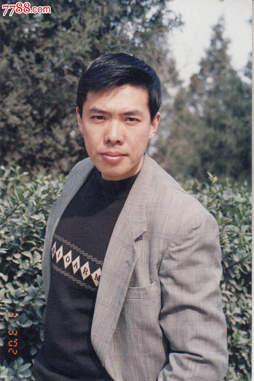 周世艺 Shiyi Zhou