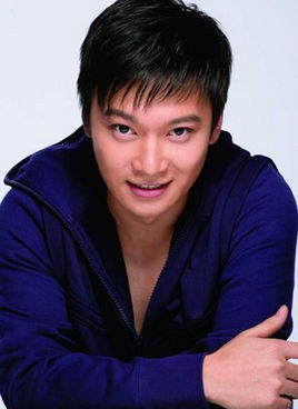 李帅桐 Shuaitong Li