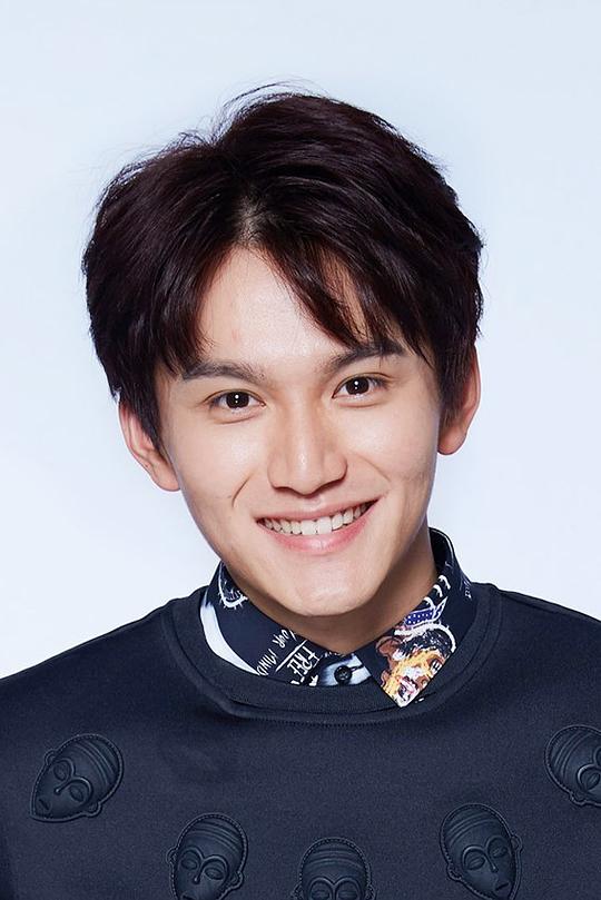 丁宇佳 Yujia Ding