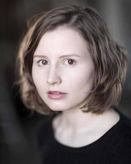 瑞贝卡·本森 Rebecca Benson