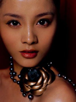 周冰清 Bingqing Zhou