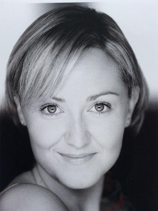 劳拉·克罗斯利 Laura Crossley