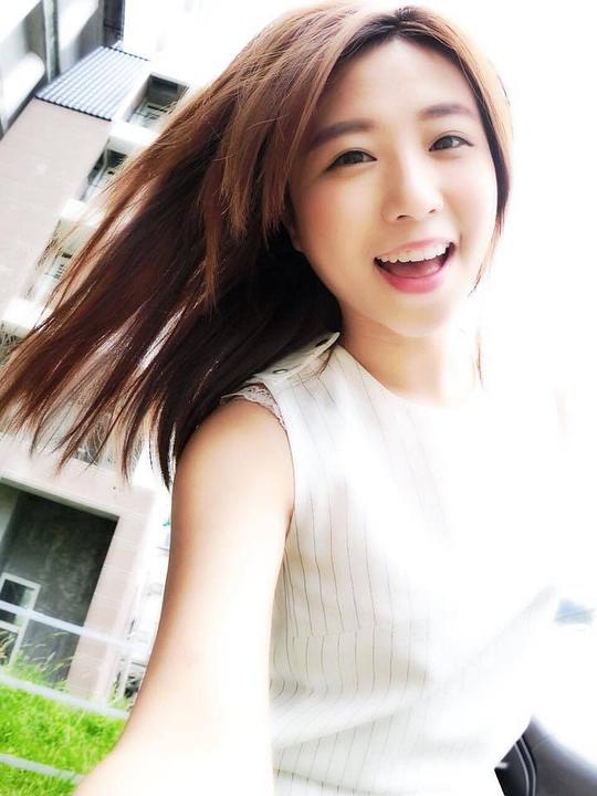 郑茵声 Alina Cheng