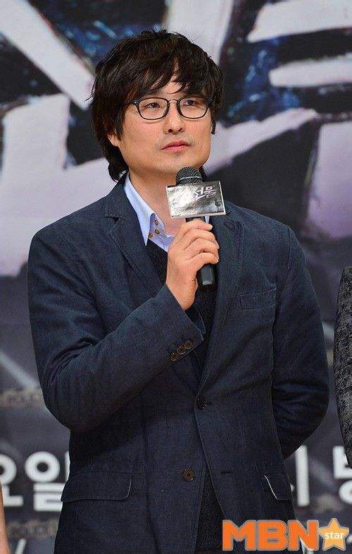 李东勋 DongHoon Lee