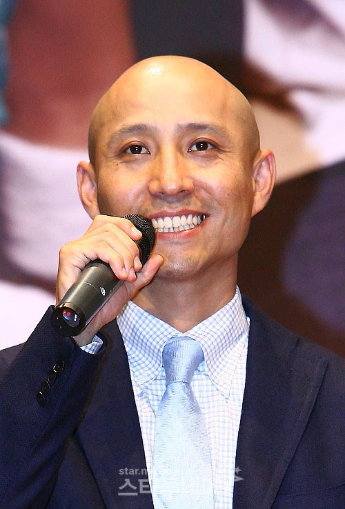 白秀灿 Soo Chan Baek