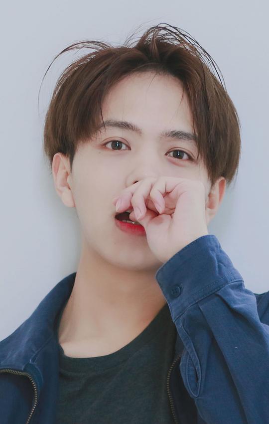 王宇威 Yuwei Wang