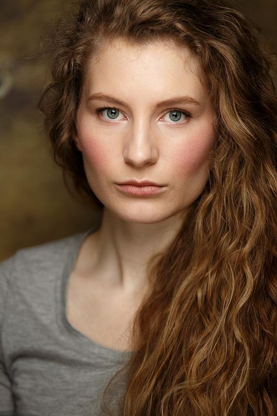 凯蒂·波尔斯 Katie Powles