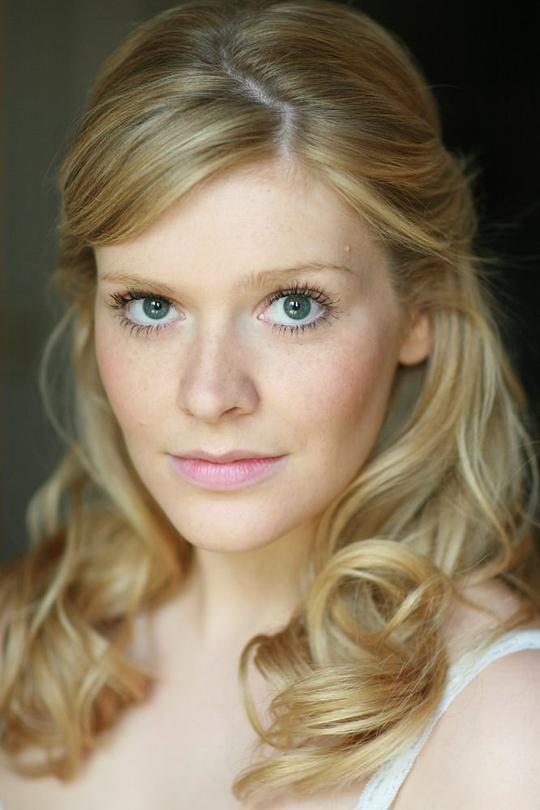 佩迪塔·埃弗里 Perdita Avery