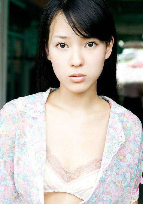 奈津子 Natsuko Aoike