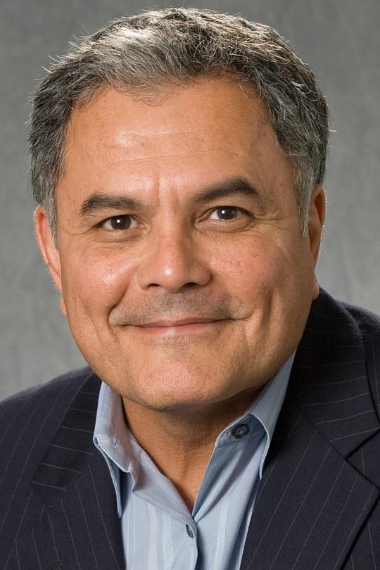 Efrain Figueroa Efrain Figueroa