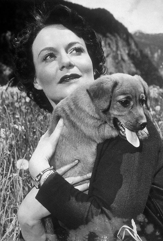 吉塞拉·法克尔代 Gisela Fackeldey