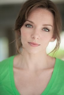 莱娅·迈耶斯 Rya Meyers