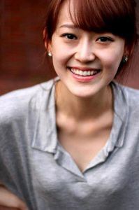 金宝静 Bo-jeong Kim