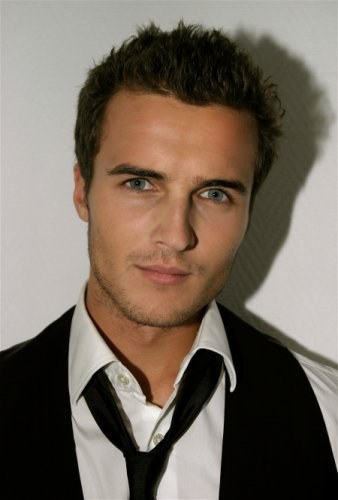 乔纳森·德缪杰 Jonathan Demurger