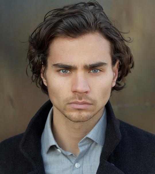 汤姆·约克 Tom York