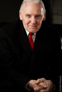约翰·蒂尔尼 John Tierney