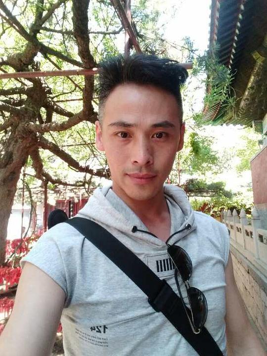 穆建荣 Jianrong Mu