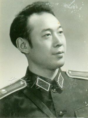 张钟英 Zhongying Zhang