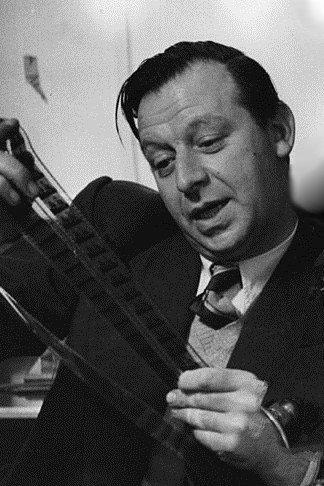 莱斯利·诺曼 Leslie Norman