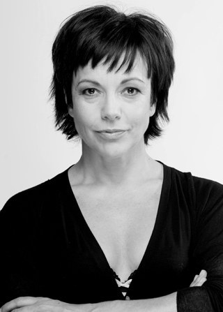 尤莎·卡斯戴尔 Lluïsa Castell