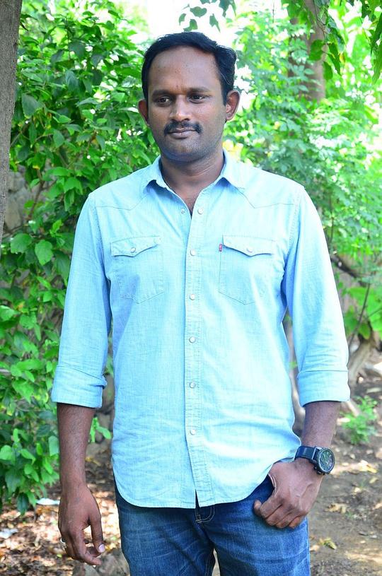 M·马尼康丹 M. Manikandan