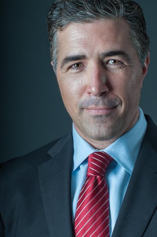 普雷斯顿·詹姆斯·希利耶 Preston James Hillier