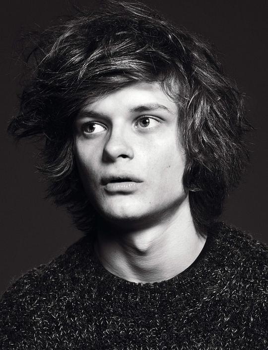 查理·塔汉 Charlie Tahan