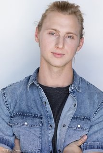 迈尔斯·布鲁尔 Myles Brewer