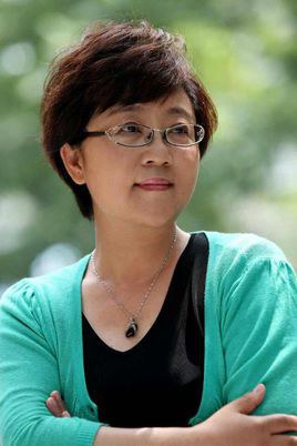 斗琪 Qi Dou