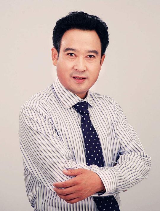 梁春书 Chunshu Liang