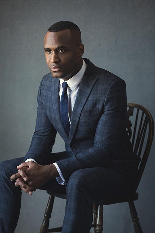 卡迪夫·克尔万 Kadiff Kirwan