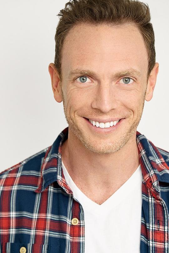 马修·弗林·贝罗斯 Matthew Flynn Bellows