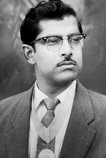 西里斯科什·慕克吉 Hrishikesh Mukherjee