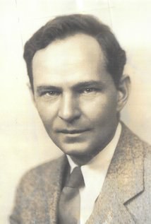 Earle Hodgins Earle Hodgins